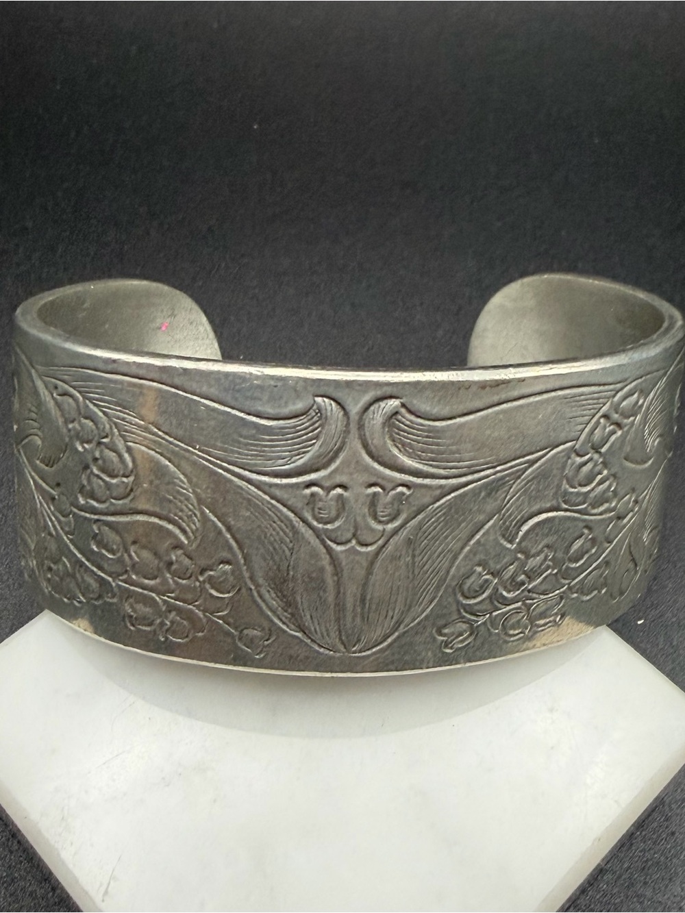 Vintage Salisbury Lily of the Valley Pewter Cuff Bracelet #E446